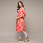 Women Liva Straight Printed Kurta (Coral)