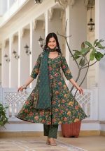 Cotton Blend Women's Kurta Set