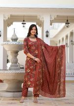 Cotton Blend Women Kurta Set (Red)