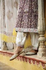 Women's Kurta Fashionably Traditional, Comfortably Chic: Embrace Fashion with Our Cotton Blend Ethnic Sets
