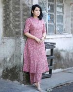 Women's Cotton Blend Floral Kurta with Pant