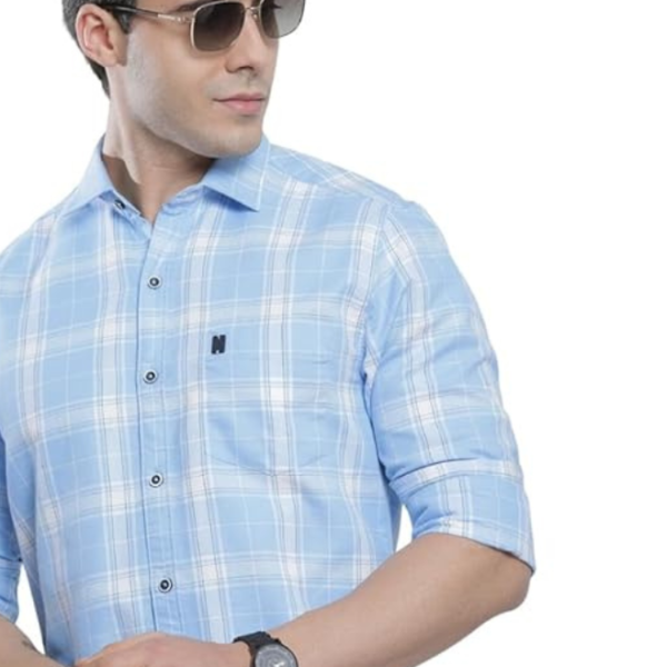 Men Regular Fit Checkered Full Sleeves Cutaway Collar Casual Shirt
